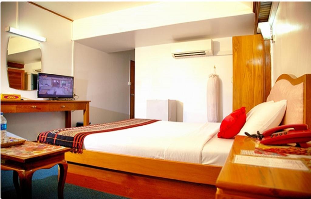 Yoma Hotel Yangon Extérieur photo